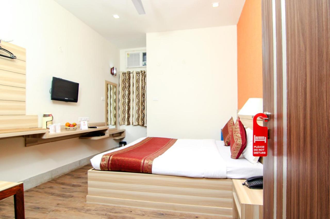 Hotel R B International Varanasi Dış mekan fotoğraf