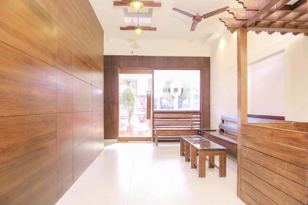 Hotel R B International Varanasi Dış mekan fotoğraf